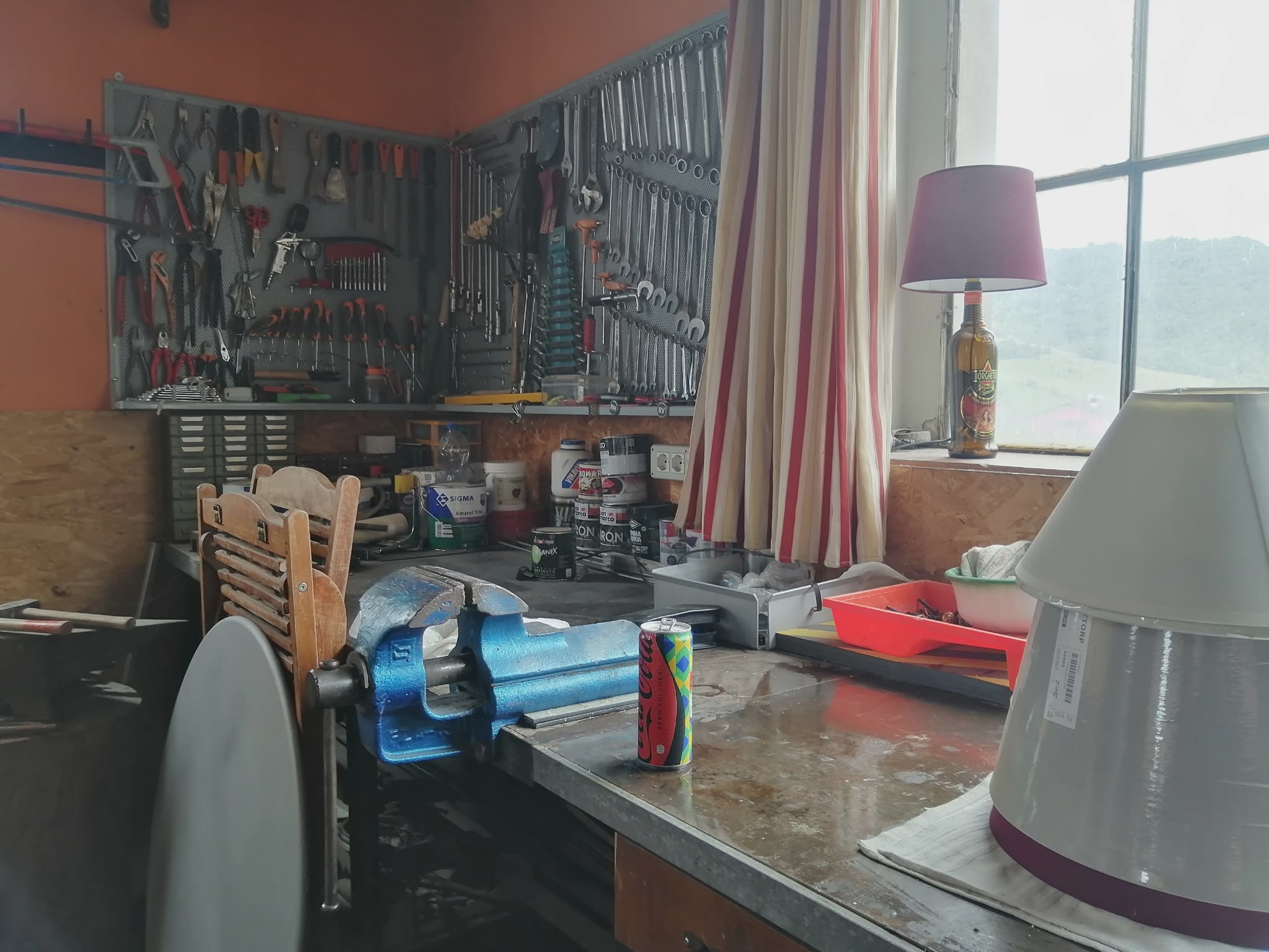 Officina lampade — in costruzione
